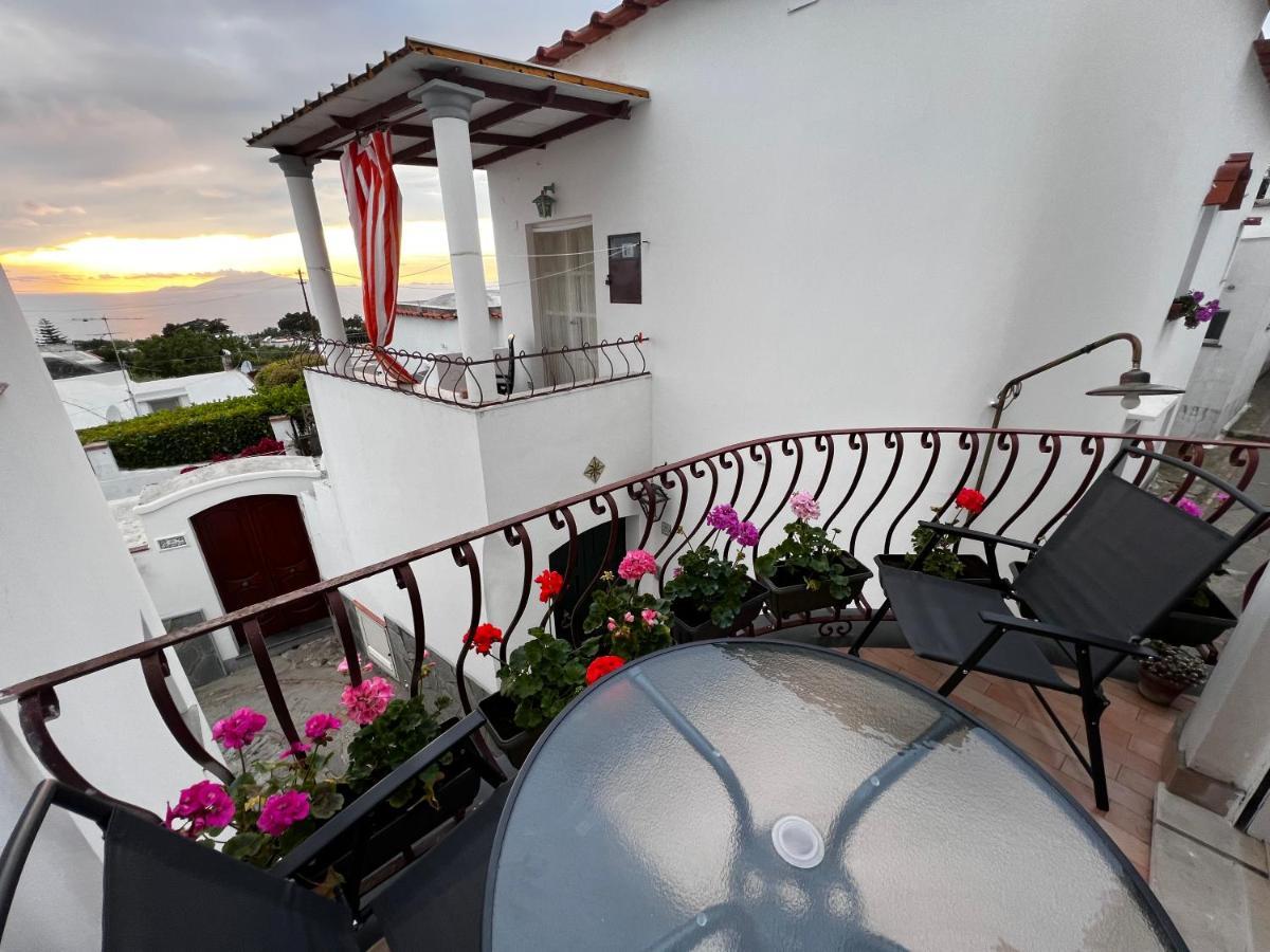Casa Dora Bed and Breakfast Anacapri  Eksteriør billede