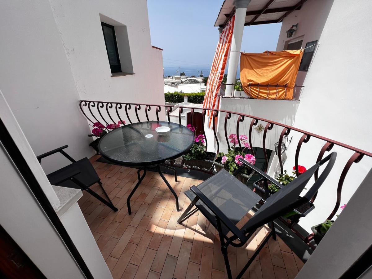 Casa Dora Bed and Breakfast Anacapri  Eksteriør billede